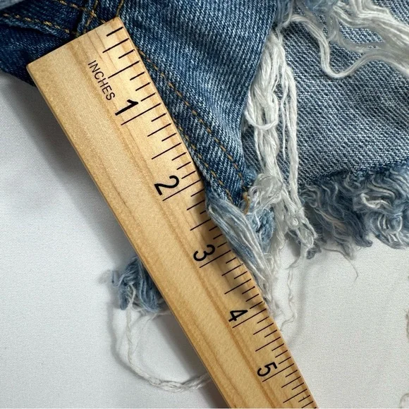 Zara Light Blue High Rise Ripped Jean Shorts Size 2 - Picture 6 of 8